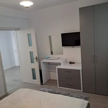Marysela Mamaia Nord Apartment