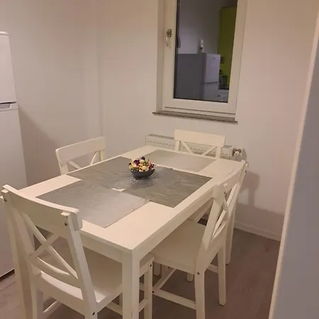 Marysela Mamaia Nord Apartment *