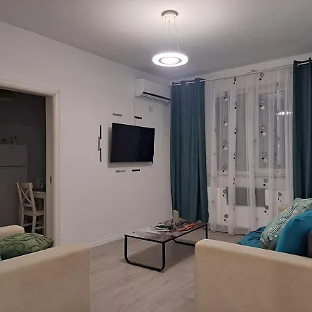 Marysela Mamaia Nord * Navodari